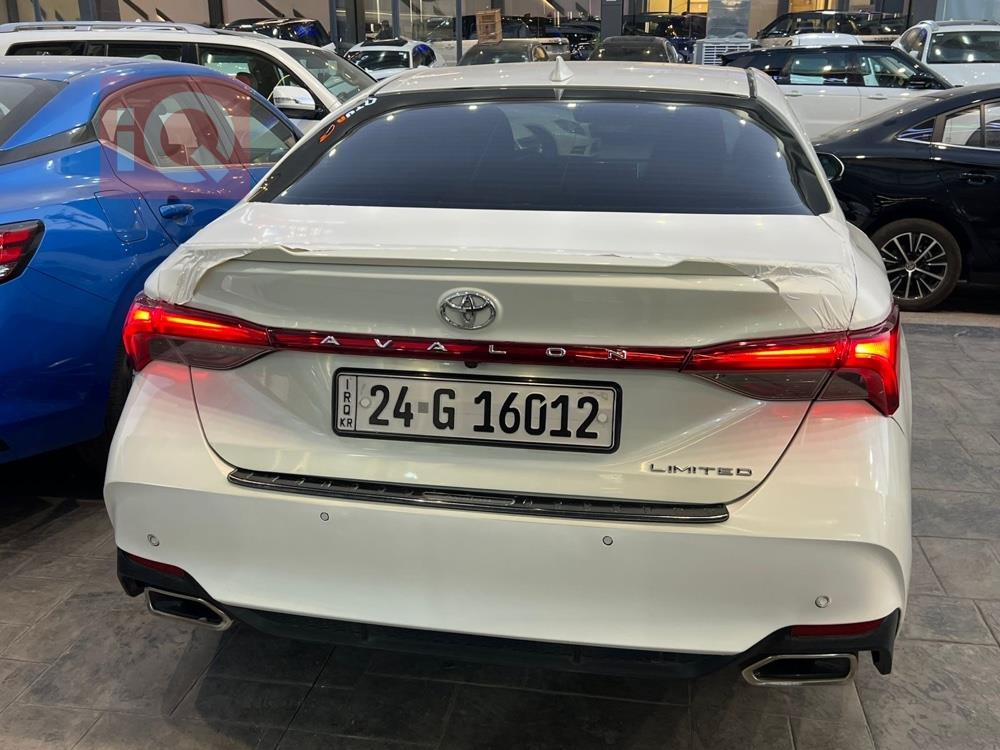 Toyota Avalon